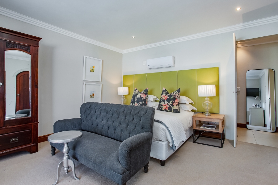 4 Bedroom Property for Sale in Franschhoek Western Cape